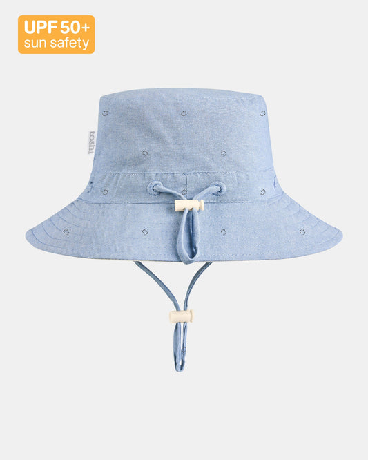 Toshi Sunhat Xavier